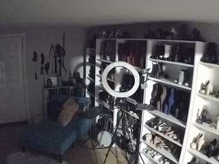 Miss Olivia Black Dressing Room